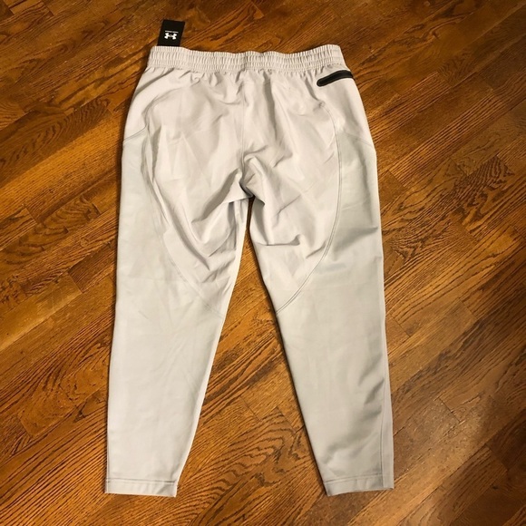 NEW Under Armour unstoppable hybrid pants - Picture 3 of 3